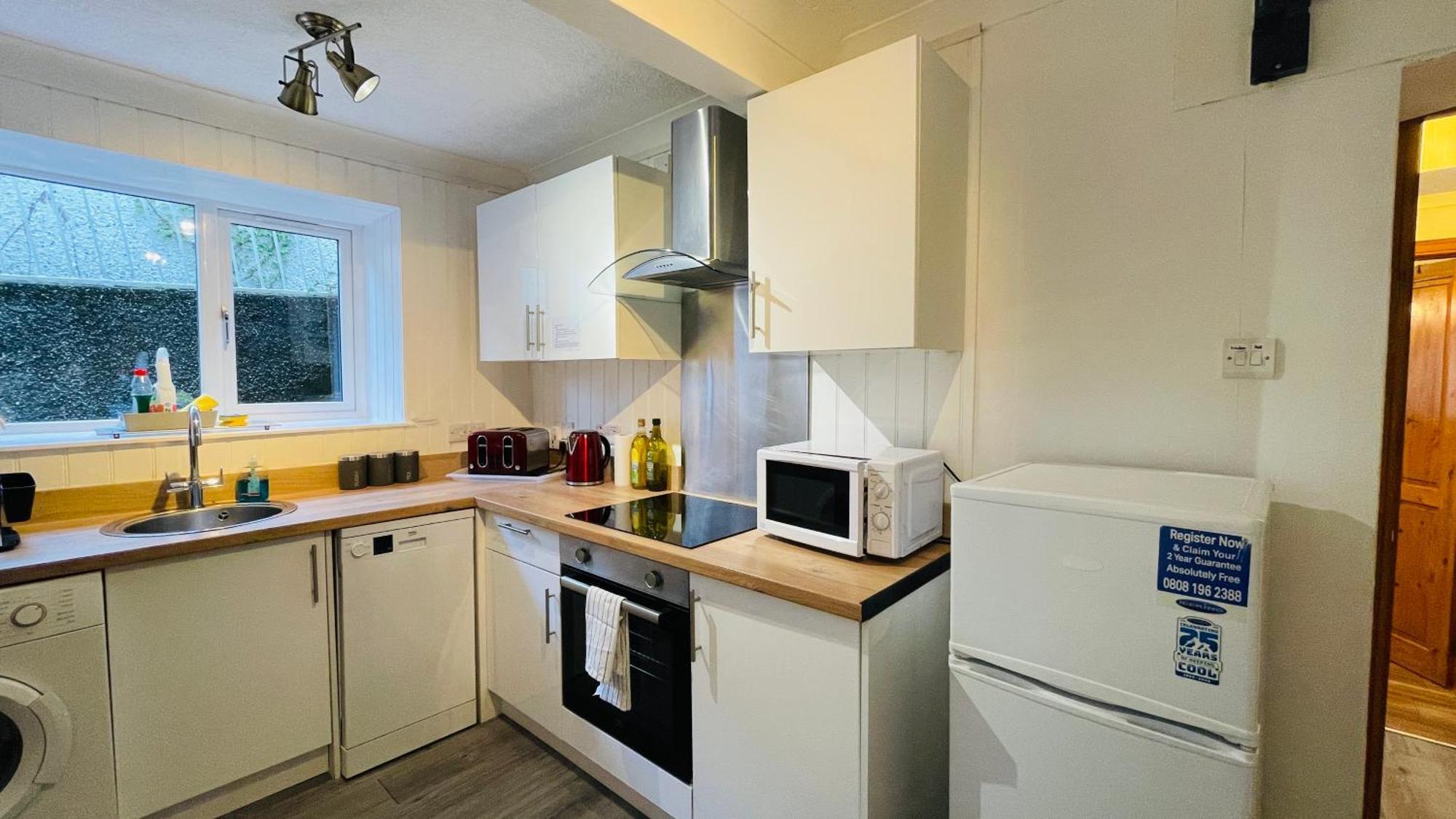 דירות דרמנדרוכיט Stylish Garden Flat Near Loch Ness מראה חיצוני תמונה