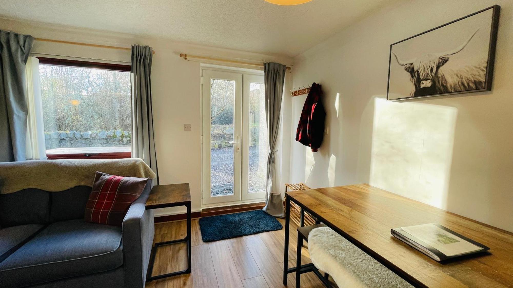 דירות דרמנדרוכיט Stylish Garden Flat Near Loch Ness מראה חיצוני תמונה